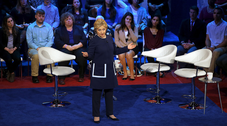 Communists ask Putin to slap sanctions on Hillary Clinton over Yaroshenko case