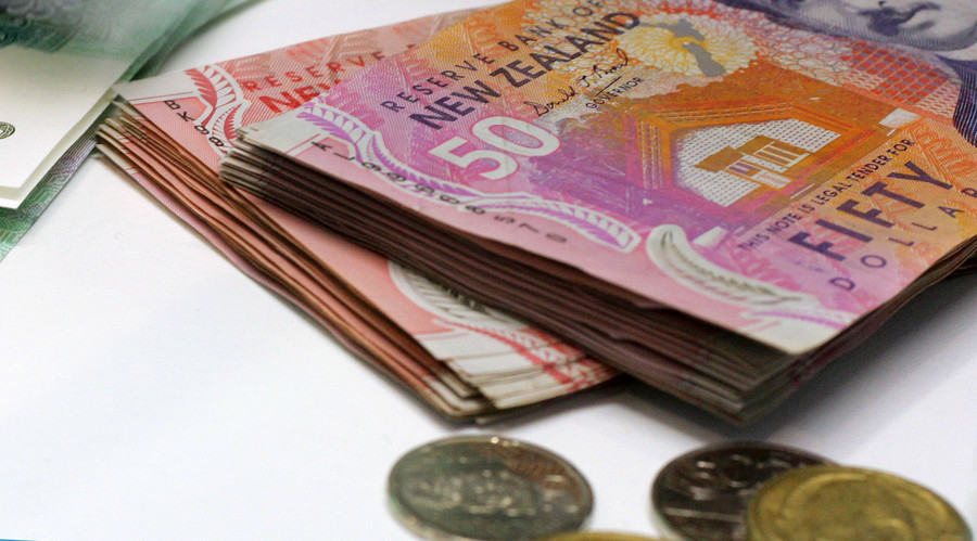 Kiwis consider paying people for doing nothing
