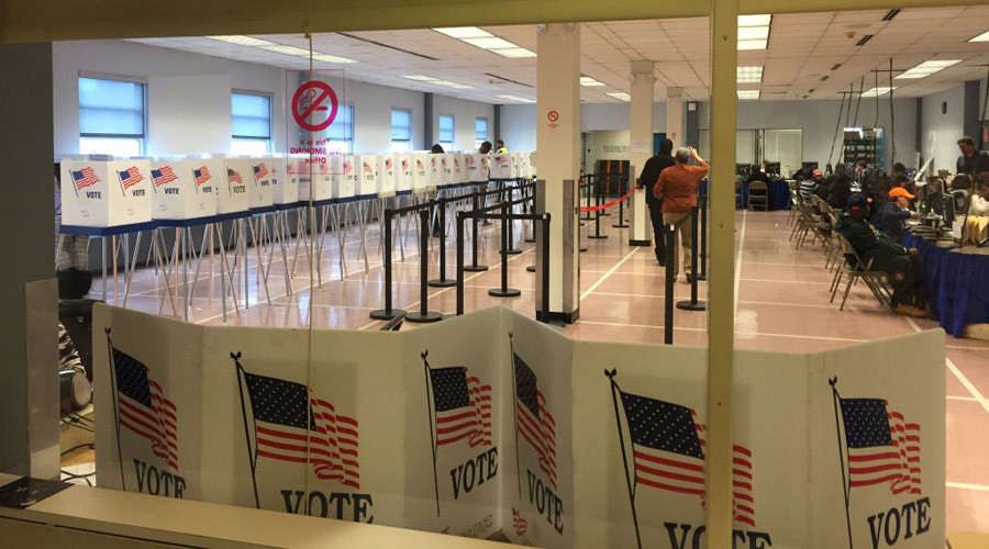 5 State Primary: Trump & Clinton lead on Super Tuesday with 3 wins each