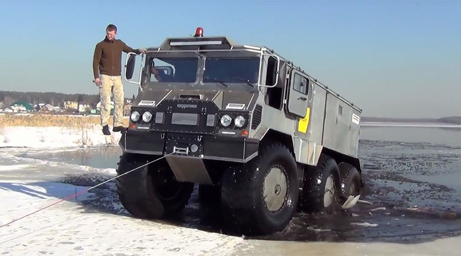 Amphibious 6-wheel Burlak: Future North Pole conqueror to rough it in Kara Sea (VIDEO)