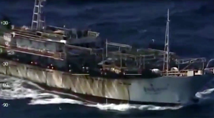 Argentina shoots & sinks Chinese trawler for alleged illegal fishing (VIDEO)