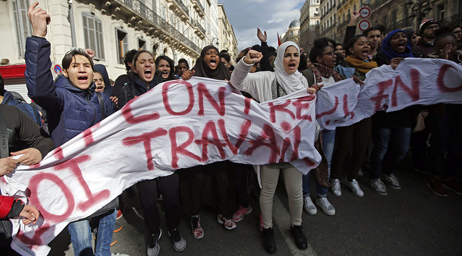 Tear gas, firecrackers & arrests: Anti-labor reform rallies held in Paris (VIDEO, PHOTOS)