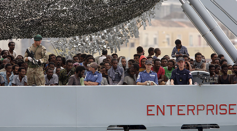 Send warships to Libya, break migrant trafficking ‘business model’ – Cameron