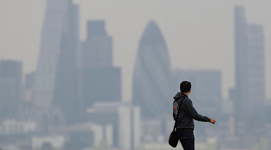 Tory inaction on emissions ‘insults people dying from air pollution,’ say green lawyers