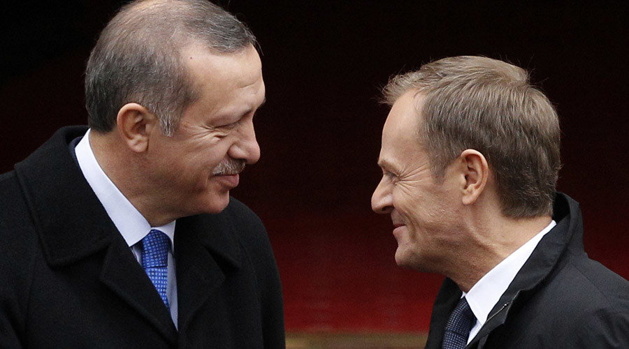 Turkey/EU deal: Erdogan has fawning Eurocrats wrapped around his finger