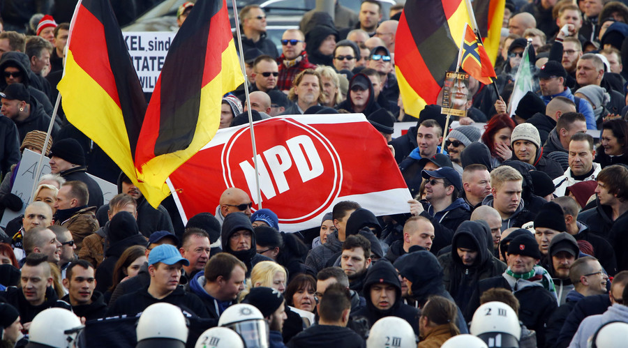 Irony? Syrian refugees save German far-right party candidate from car crash
