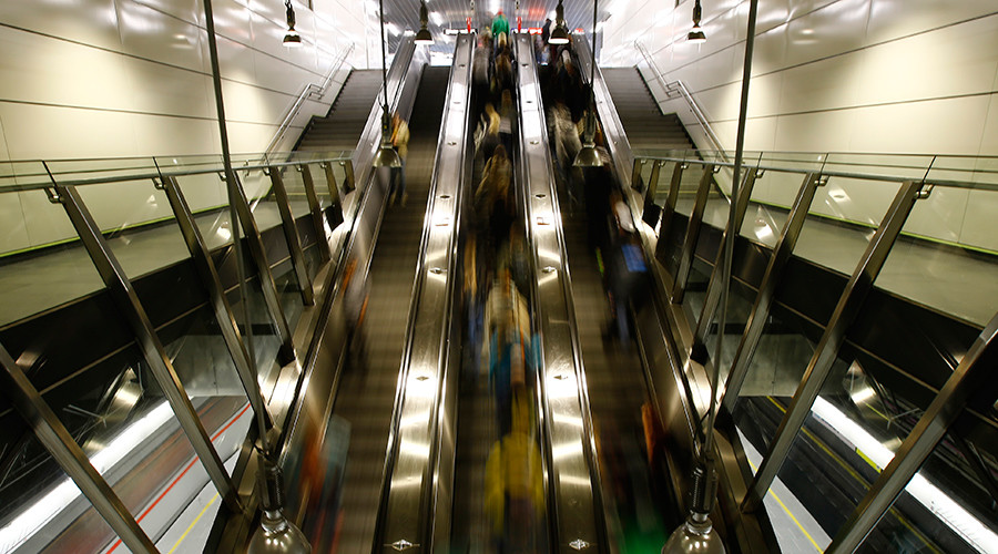 ‘North African’ stranger’s Metro kiss on lips is not sexual harassment, police tell Vienna woman