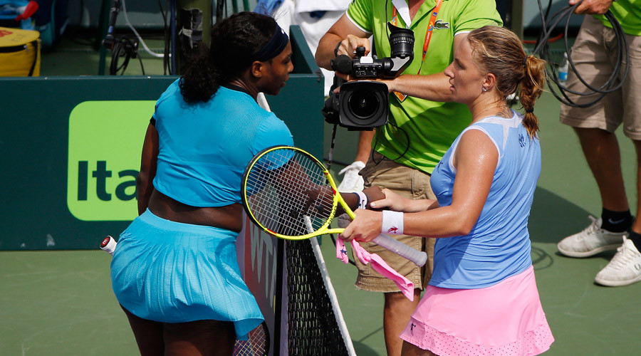 Russia's Svetlana Kuznetsova knocks Serena Williams out of Miami Open