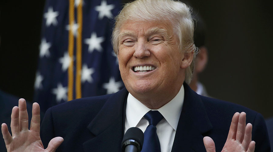 In historic first, border patrol union endorses Trump
