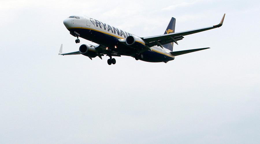 Ryanair flight returns to Manchester after mid-air emergency