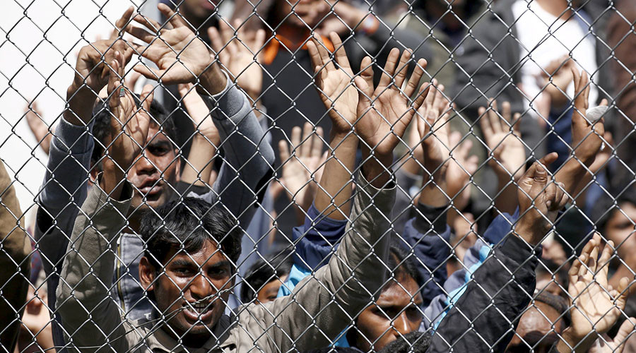 'Perilous Turkish-Syrian border forcing refugees into hands of smugglers'