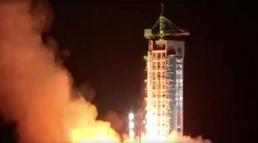 China launches new retrievable satellite with onboard tests on mouse embryos & crude oil (VIDEO)