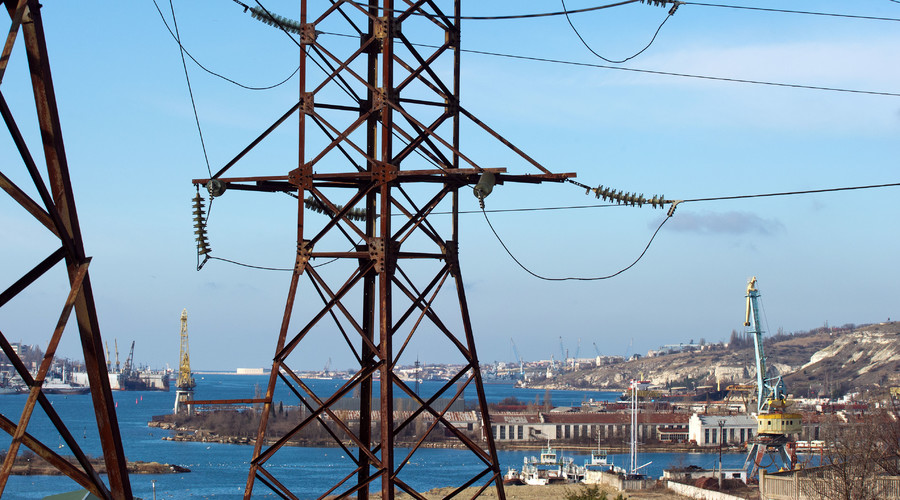 Energy bridge to Crimea to be finished ahead of time
