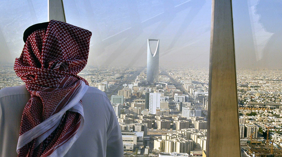 Fitch cuts Saudi Arabia rating over weak oil prices