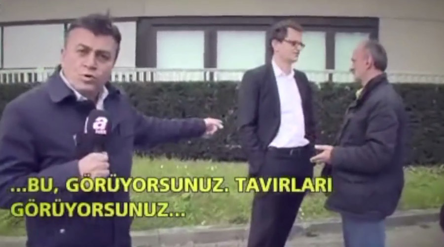 'Rudest manner of press abuse – holding hands in pockets': Turkish reporter slams Germany’s ZDF
