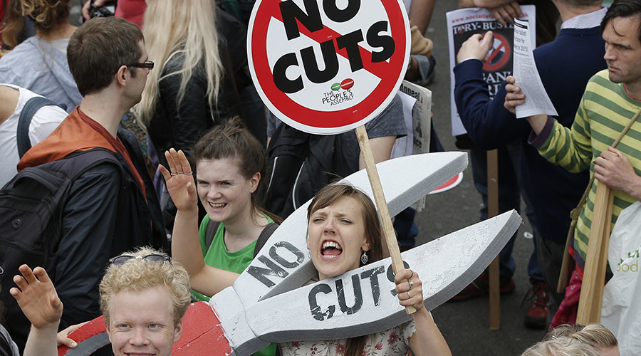 ‘Appalling’ welfare delays bring hunger & hardship for hundreds of thousands of Brits