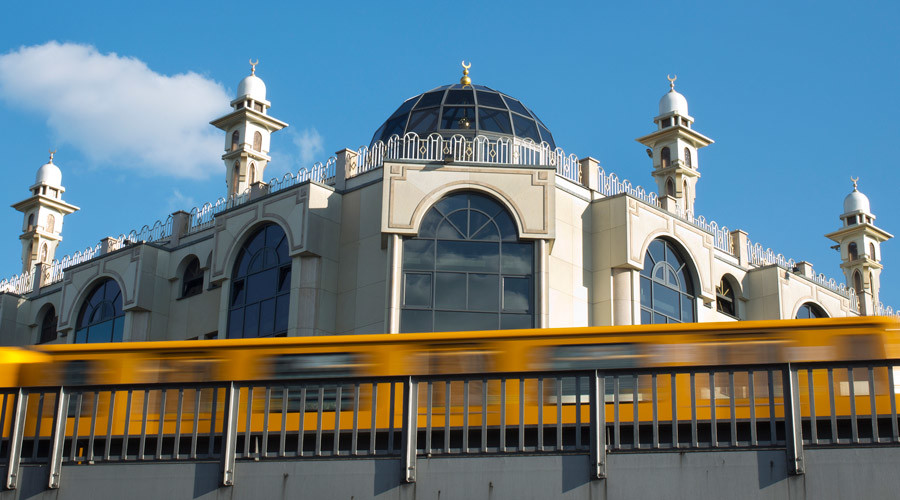 ‘Europe must cultivate own Islam’: German politician wants to cut mosques off from foreign influence