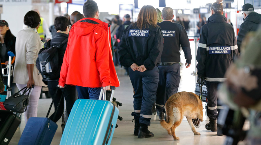 EU approves anti-terror plan to collect airline data of passengers travelling in, out of bloc