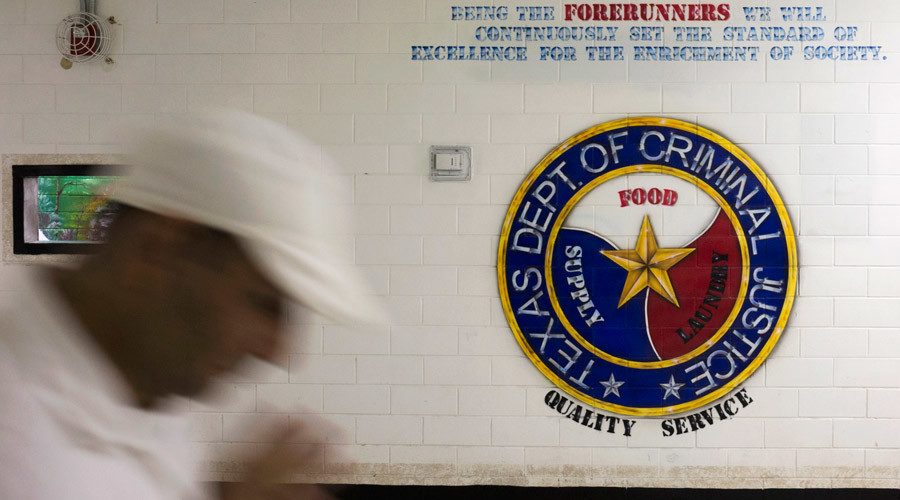 Texas prisons ban social media for inmates, claim social networking companies’ support