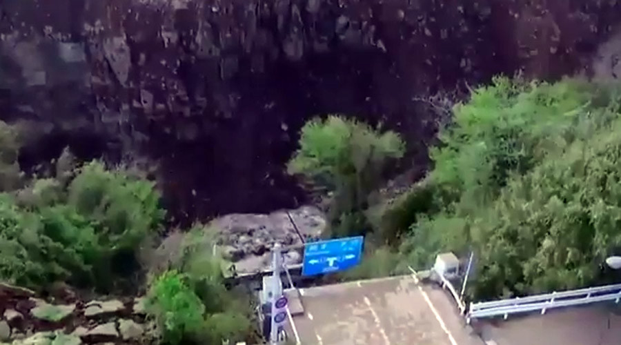 Troubled waters & no bridge: Drone shoots gaping chasm after Kumamoto quake (VIDEO)