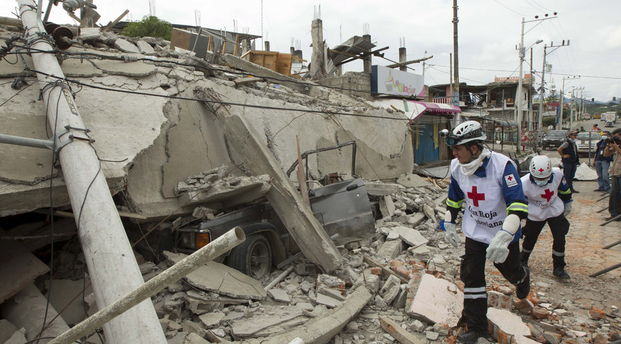Ecuador quake death toll surges to over 400 (PHOTOS, VIDEO)