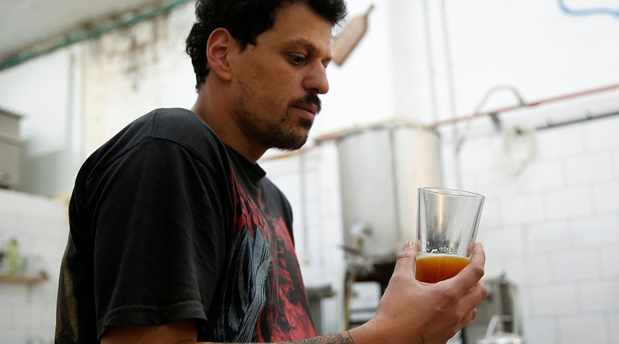 Biblical beer: Brewers recreate 2,000yo recipe using genetic sample