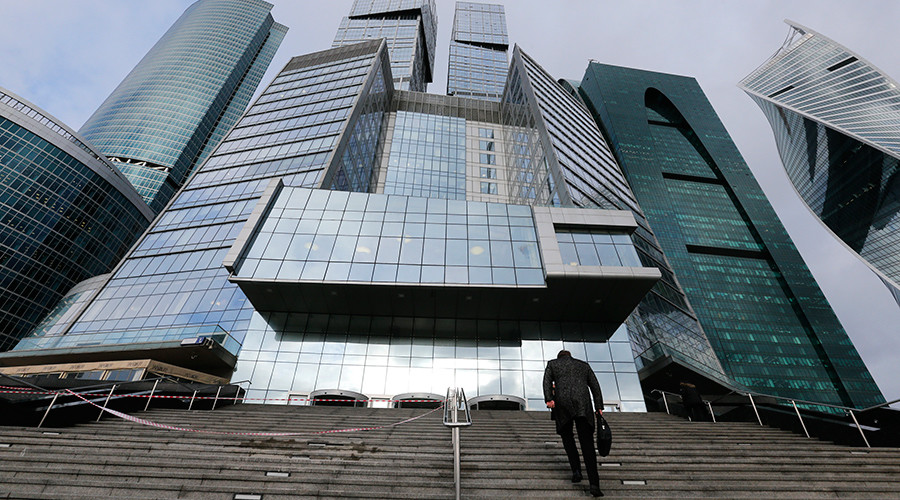 Russian stock market hits all-time high on rising crude, foreign investment