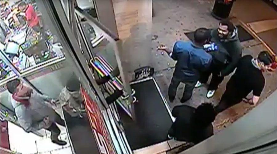 Bystander effect: Video shows man die in Chicago street while witnesses do nothing