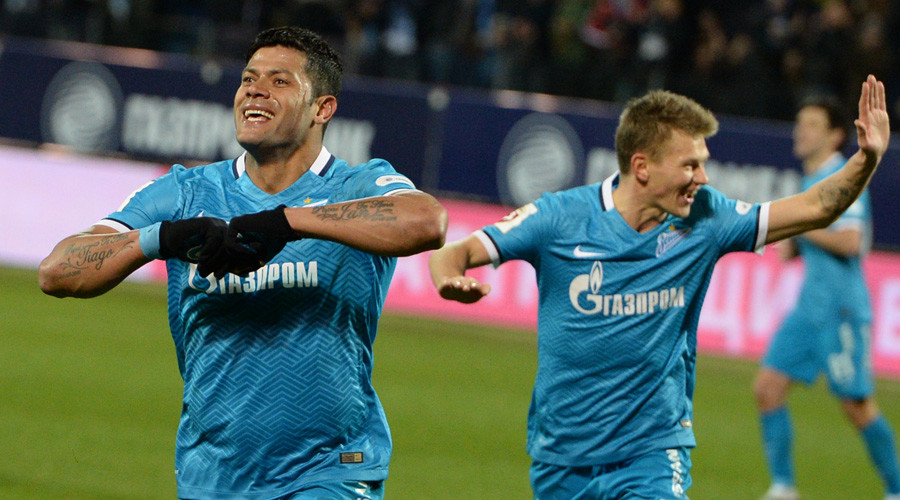 Zenit pile on pressure as Russian Premier League title race goes to the wire
