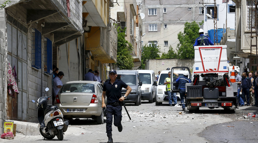 Two rocket attacks hit Turkish town on Syria border, one dead, dozens injured