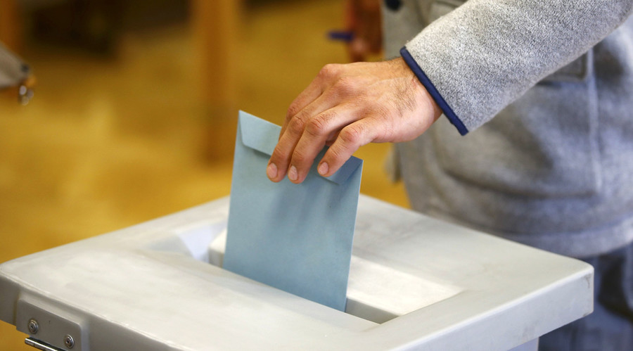 Austrian far-right candidate well ahead in 1st round of presidential vote