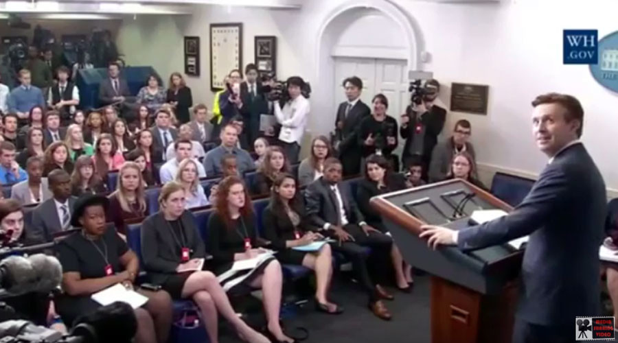 Creepy, mysterious noise interrupts White House event (VIDEO, POLL)