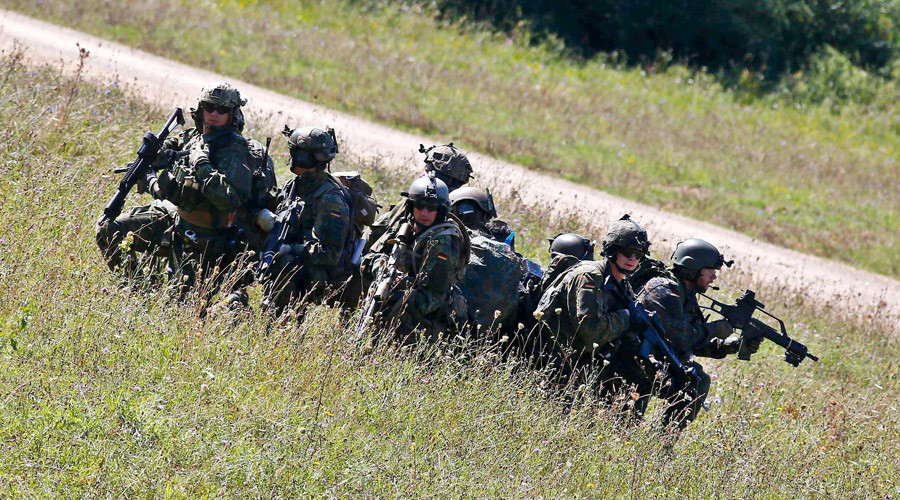 NATO to send 4,000 troops to border with Russia - report