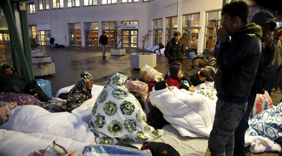 5 suspected rapists detained in Swedish migrant center over assault on teenager