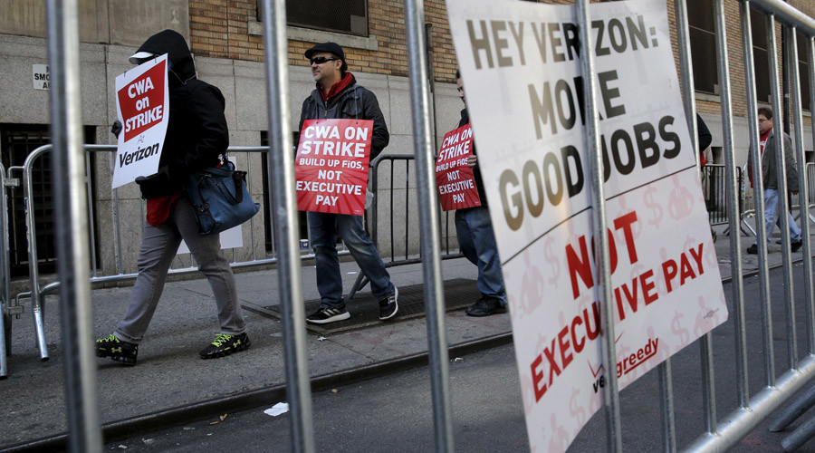 Union files FCC complaint over Verizon 'deception' as worker strike hits 3rd week