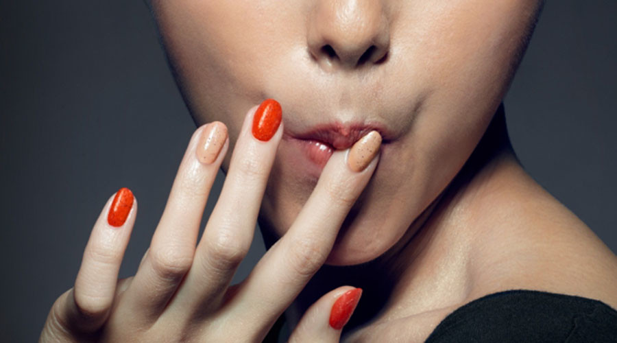 KFC's chicken-flavored nail polish gives new meaning to 'Finger Lickin' Good' (VIDEO)