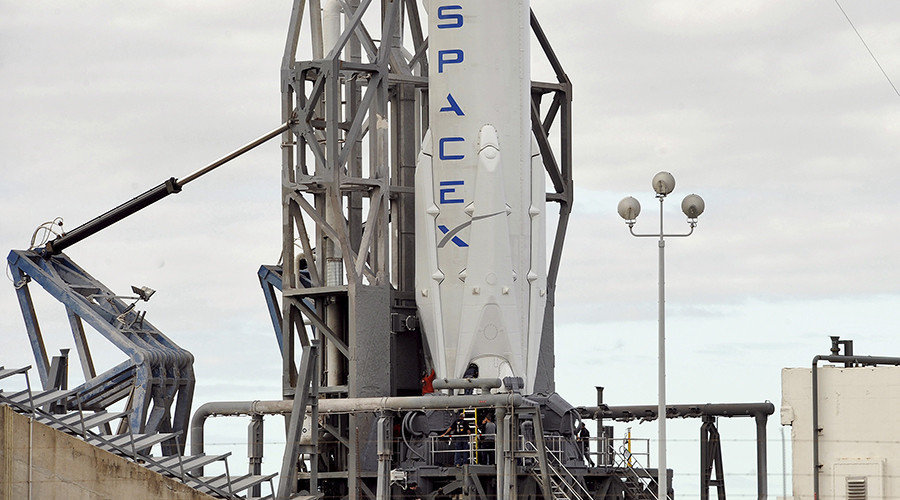 SpaceX confident about late-night launch, not so much the landing