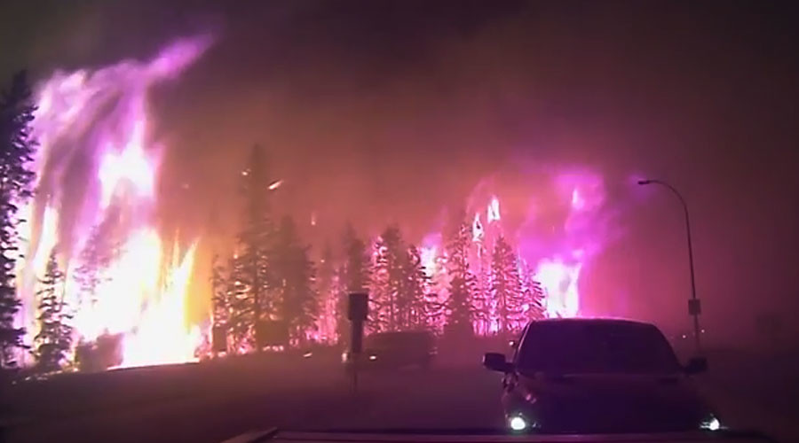 Scary VIDEO: Dashcam shows people & beasts escaping Apocalyptic Fort McMurray inferno