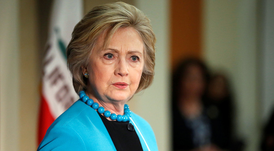 Hillary Clinton demonstrated 'gross negligence' in handling classified information - frmr FBI agent