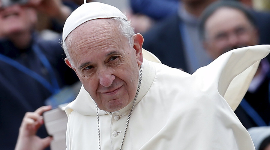 ‘Pray so that I become poorer’ – Pope Francis to charity workers
