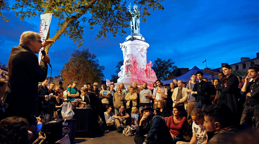 ‘Democracy, where are you?’ Clashes erupt after French govt forces through labor law