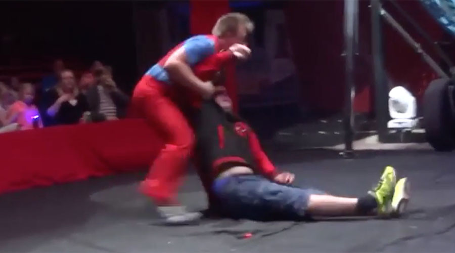 Circus clown stunt gone wrong leaves audience member out cold (VIDEO)