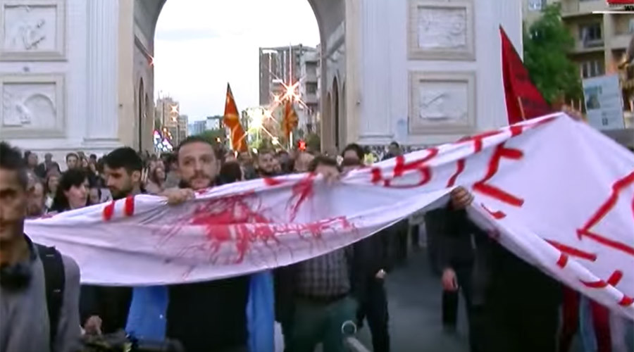Colorful Revolution: Macedonians paintball streets in protest against government (PHOTOS, VIDEO)