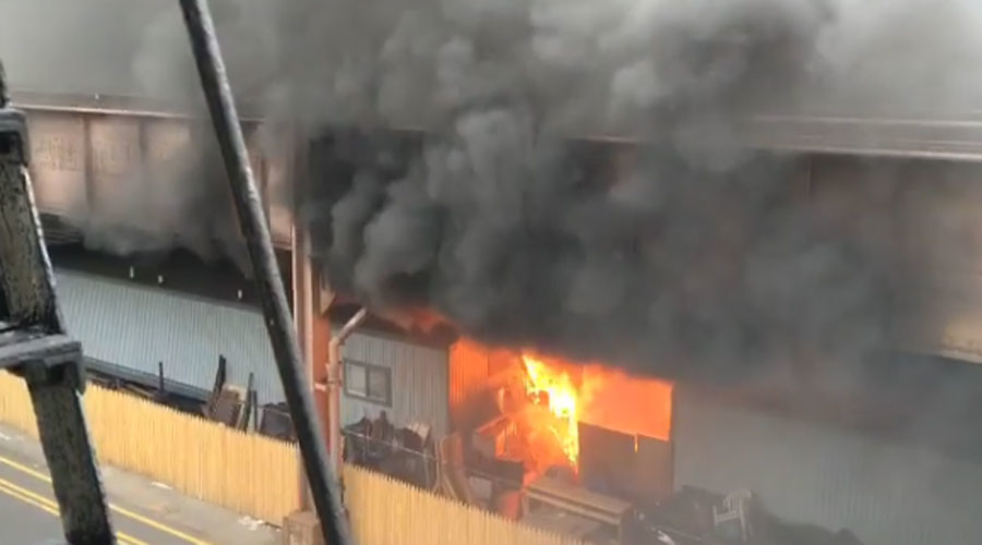 Massive blaze breaks out under NYC metro in East Harlem (PHOTOS, VIDEOS)