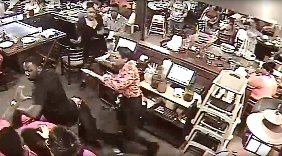 ‘Smile’ sparks wild Mother’s Day restaurant brawl between patrons and staff (VIDEO)