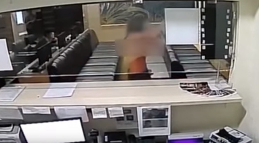 Defiant smoker attacks security guard with her breast assets (VIDEO)