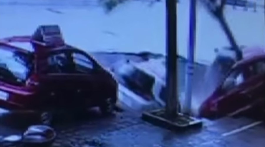 Watch how giant sinkhole swallows four cars in China (VIDEO)