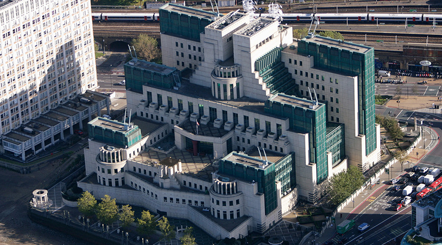 Spy agencies chase female recruits as GCHQ announces ‘Girls Only Day’