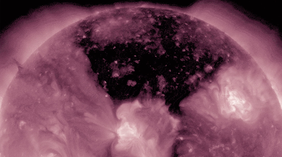 Coronal hole paints sun black in stunning NASA video