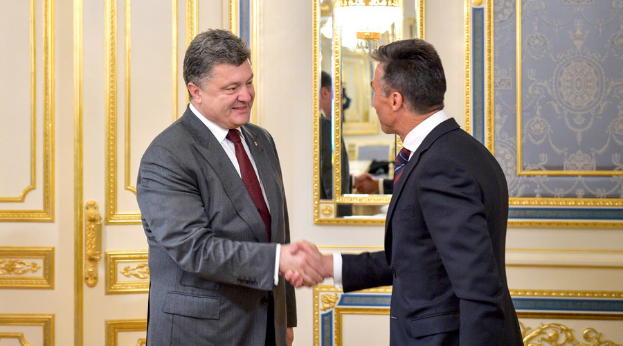 Poroshenko appoints former NATO chief Rasmussen ‘non-staff adviser’